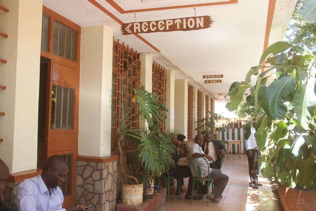 Bomen Hotel Isiolo Exterior foto